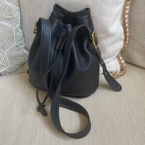Vintage Coach 9952 Lulu’s Legacy Bucket Bag | Black Leather Drawstring